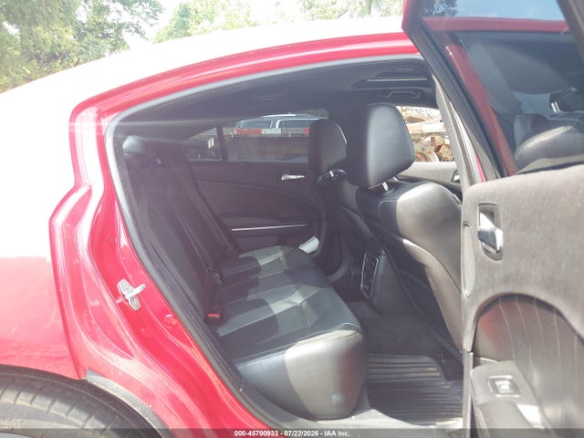 45700933 :رقم المزاد ، 2C3CDXCT1FH737992 vin ، 2015 Dodge Charger R/t مزاد بيع