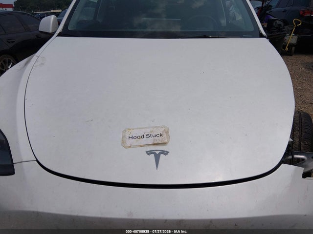 45700939 :رقم المزاد ، 7SAYGDEE1PF694464 vin ، 2023 Tesla Model Y Awd/long Range Dual Motor All-wheel Drive مزاد بيع