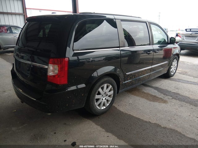 45700965 :رقم المزاد ، 2C4RC1BG3FR545543 vin ، 2015 Chrysler Town & Country Touring مزاد بيع