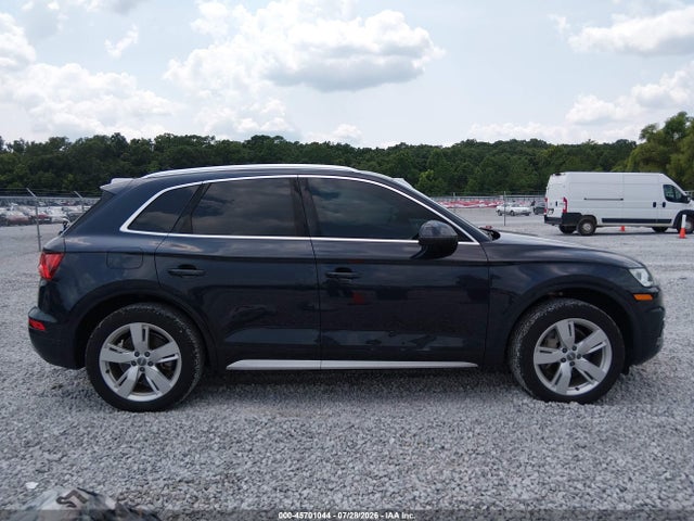 WA1BNAFY1J2106275 Audi Q5 2.0t Premium/2.0t Tech Premium