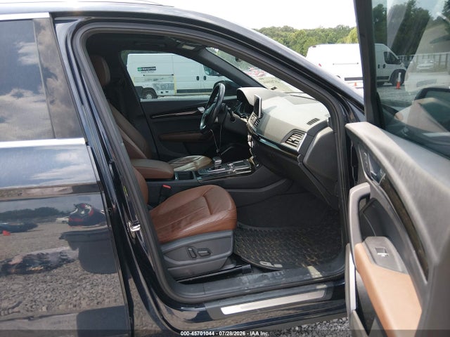 WA1BNAFY1J2106275 Audi Q5 2.0t Premium/2.0t Tech Premium