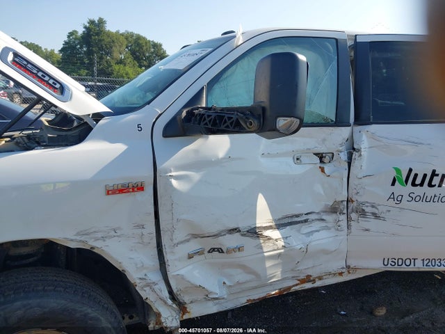 Продаж на аукціоні авто 2019 Ram 2500 Big Horn  4x4 6'4 Box, vin: 3C6UR5DJ1KG581036, номер лоту: 45701057