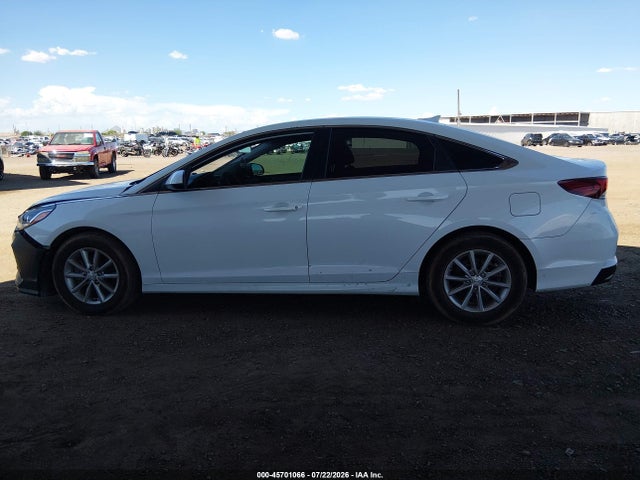Продажа на аукционе авто 2019 Hyundai Sonata Se, vin: 5NPE24AFXKH818965, номер лота: 45701066