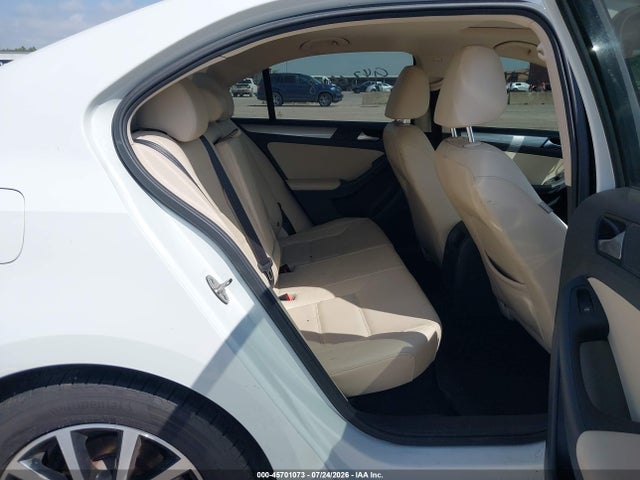2017 Volkswagen Jetta 1.4t Se მანქანა იყიდება აუქციონზე, vin: 3VWB67AJ6HM294856, აუქციონის ნომერი: 45701073