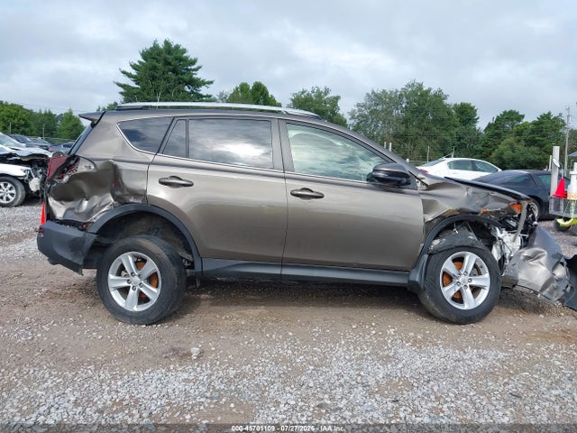 Toyota Rav4 Xle 2014 JTMWFREV4ED033908 Image 13