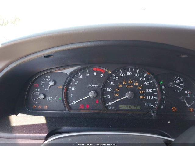 45701167 :رقم المزاد ، 5TDZT34AX6S275268 vin ، 2006 Toyota Sequoia Sr5 V8 مزاد بيع