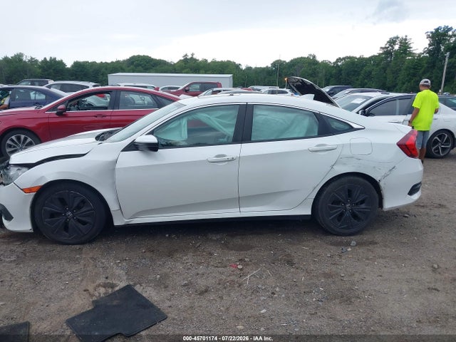 2018 Honda Civic Ex-t მანქანა იყიდება აუქციონზე, vin: 19XFC1F30JE200992, აუქციონის ნომერი: 45701174