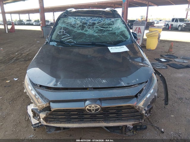 Toyota RAV4 LE 2020 2T3H1RFV3LW064847 Image 13