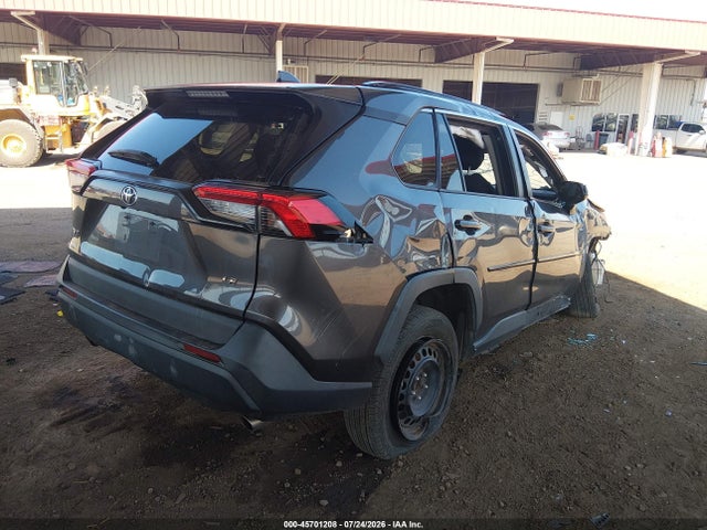 Toyota RAV4 LE 2020 2T3H1RFV3LW064847 Image 4