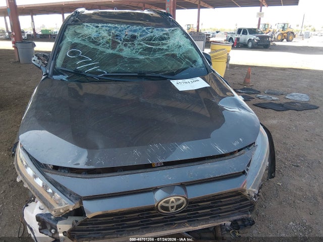 Toyota RAV4 LE 2020 2T3H1RFV3LW064847 Image 6