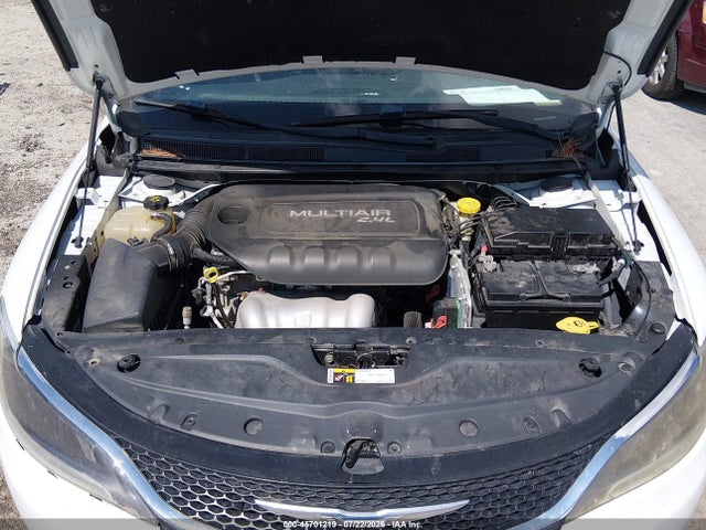 45701219 :رقم المزاد ، 1C3CCCAB5FN679107 vin ، 2015 Chrysler 200 Limited مزاد بيع