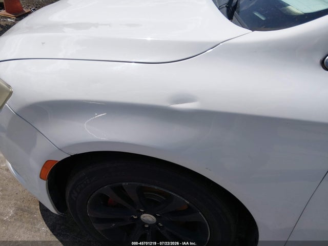 45701219 :رقم المزاد ، 1C3CCCAB5FN679107 vin ، 2015 Chrysler 200 Limited مزاد بيع