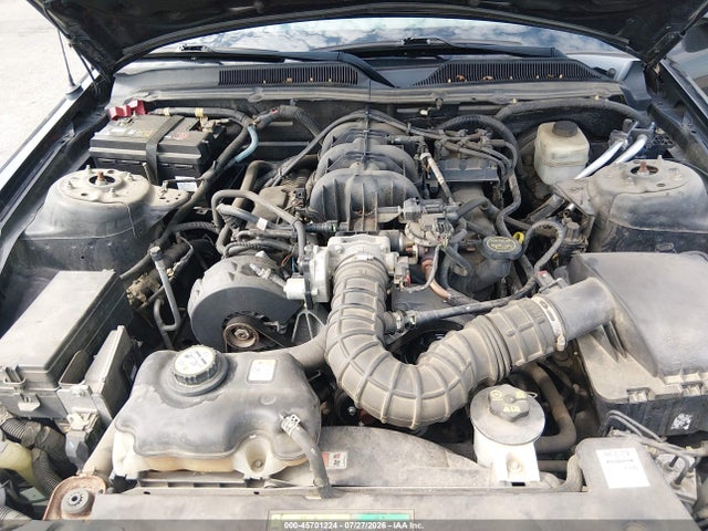 2005 Ford Mustang მანქანა იყიდება აუქციონზე, vin: 1ZVFT84N555199639, აუქციონის ნომერი: 45701224