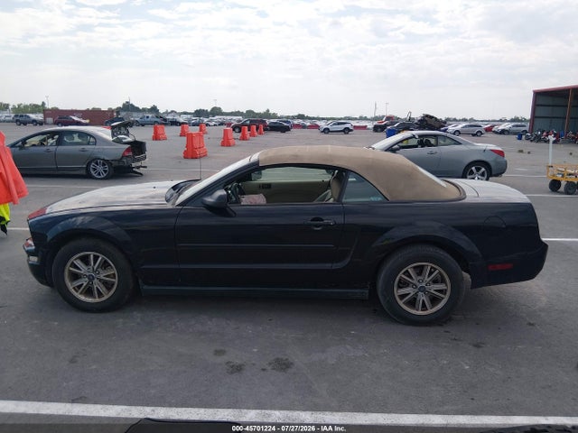 2005 Ford Mustang მანქანა იყიდება აუქციონზე, vin: 1ZVFT84N555199639, აუქციონის ნომერი: 45701224
