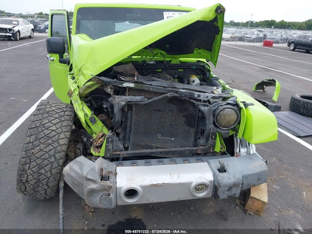45701232 :رقم المزاد ، 1C4BJWEG5CL272982 vin ، 2012 Jeep Wrangler Unlimited Sahara مزاد بيع