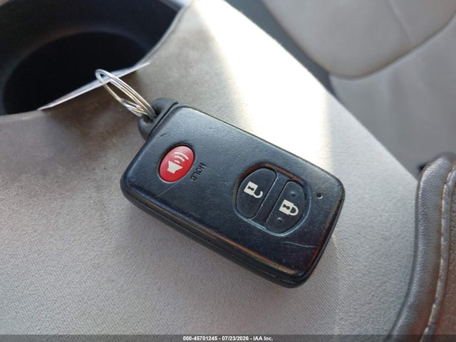 2013 Toyota Prius Two მანქანა იყიდება აუქციონზე, vin: JTDKN3DUXD1635476, აუქციონის ნომერი: 45701245