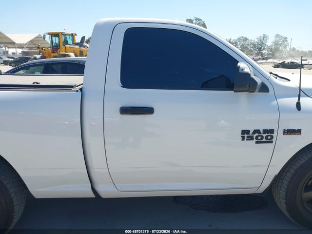 45701275 :رقم المزاد ، 3C6JR6AT5MG708288 vin ، 2021 Ram 1500 Classic Tradesman  4x2 6'4 Box مزاد بيع