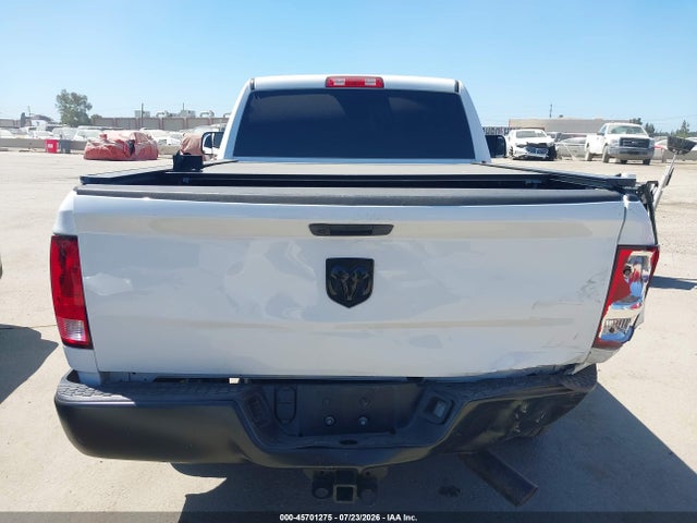 45701275 :رقم المزاد ، 3C6JR6AT5MG708288 vin ، 2021 Ram 1500 Classic Tradesman  4x2 6'4 Box مزاد بيع