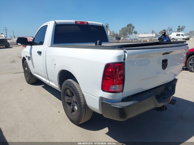 45701275 :رقم المزاد ، 3C6JR6AT5MG708288 vin ، 2021 Ram 1500 Classic Tradesman  4x2 6'4 Box مزاد بيع