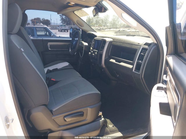 45701275 :رقم المزاد ، 3C6JR6AT5MG708288 vin ، 2021 Ram 1500 Classic Tradesman  4x2 6'4 Box مزاد بيع