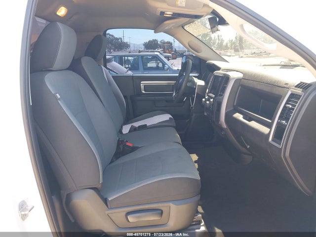 45701275 :رقم المزاد ، 3C6JR6AT5MG708288 vin ، 2021 Ram 1500 Classic Tradesman  4x2 6'4 Box مزاد بيع