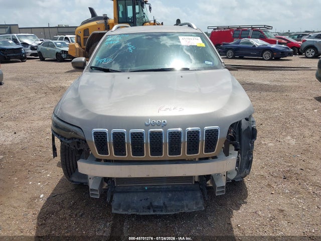 45701276 :رقم المزاد ، 1C4PJLCB8MD192244 vin ، 2021 Jeep Cherokee Latitude Fwd مزاد بيع