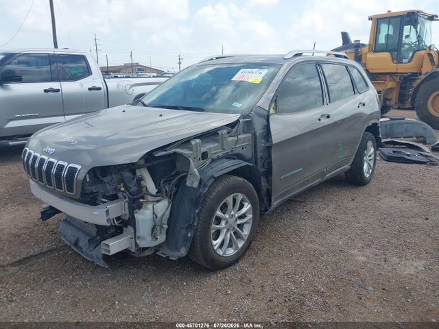 45701276 :رقم المزاد ، 1C4PJLCB8MD192244 vin ، 2021 Jeep Cherokee Latitude Fwd مزاد بيع