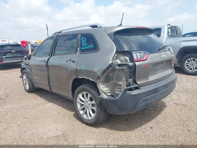 45701276 :رقم المزاد ، 1C4PJLCB8MD192244 vin ، 2021 Jeep Cherokee Latitude Fwd مزاد بيع