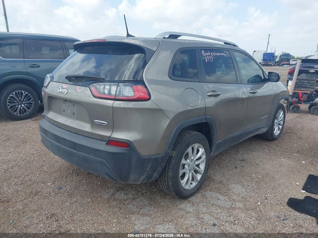 45701276 :رقم المزاد ، 1C4PJLCB8MD192244 vin ، 2021 Jeep Cherokee Latitude Fwd مزاد بيع