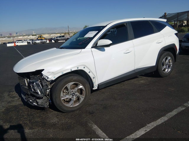 5NMJA3AE7NH010903 Hyundai TUCSON SE