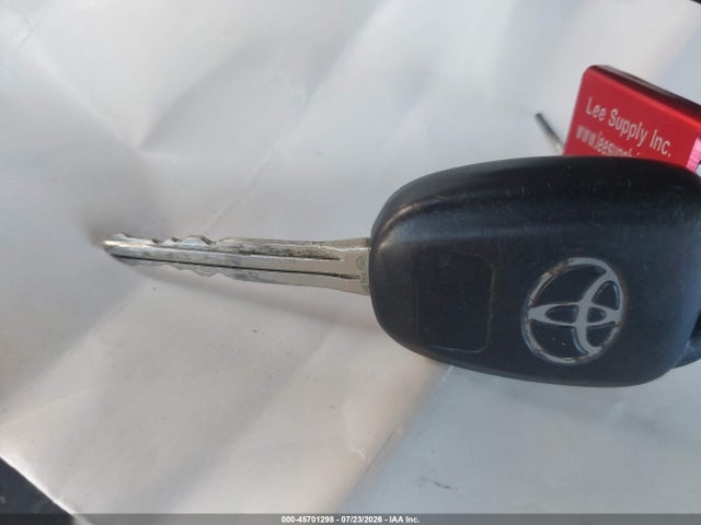 5TFAX5GN4HX074667 Toyota Tacoma Sr5