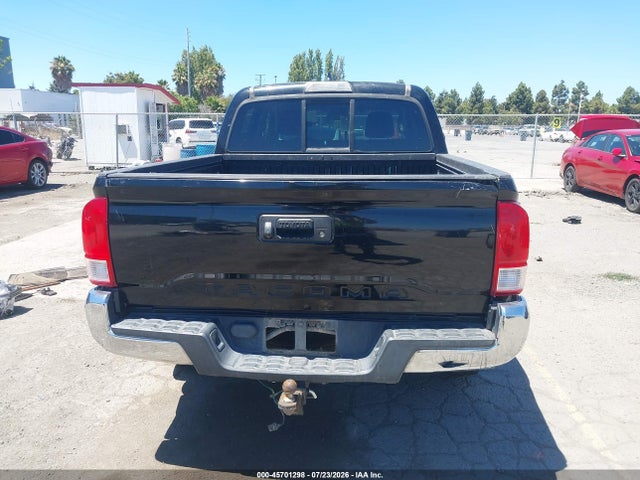 5TFAX5GN4HX074667 Toyota Tacoma Sr5