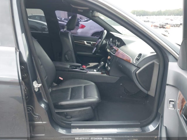 Aukcja sprzedaży 2014 Mercedes-benz C 250 Sport, vin: WDDGF4HB7EG222386, numer aukcji: 45701311