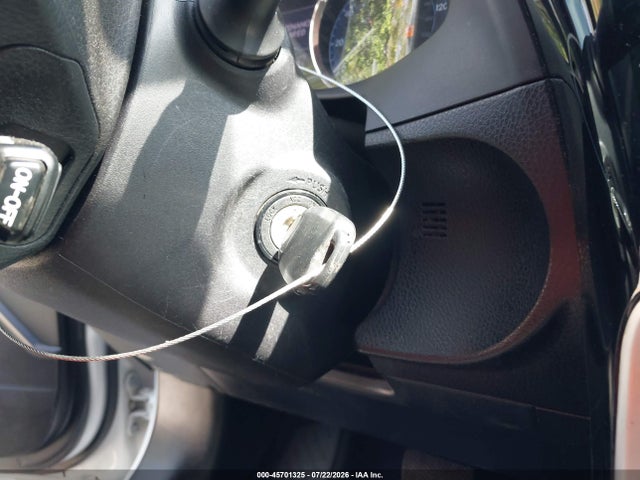 45701325 :رقم المزاد ، 5YFBURHE5JP814069 vin ، 2018 Toyota Corolla Le مزاد بيع