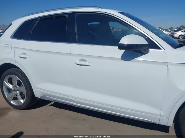 Auction sale of the 2021 Audi Q5 Prestige 45 Tfsi Quattro S Tronic, vin: WA1CAAFYXM2014604, lot number: 45701421