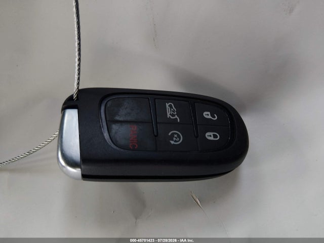 45701423 :رقم المزاد ، 1C4PJLLB7LD506240 vin ، 2020 Jeep Cherokee Latitude Plus Fwd مزاد بيع