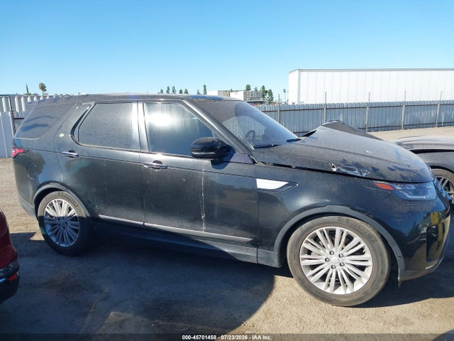 45701458 :رقم المزاد ، SALRHBBK5HA020477 vin ، 2017 Land Rover Discovery Hse Luxury مزاد بيع