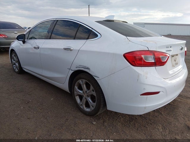 Chevrolet Cruze Premier Auto 2018 1G1BF5SM7J7189882 Image 3