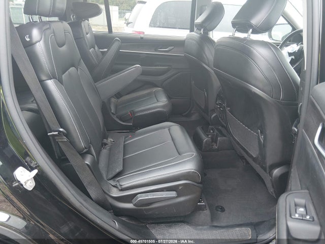 Продаж на аукціоні авто 2023 Jeep Grand Cherokee L Limited 4x4, vin: 1C4RJKBGXP8828126, номер лоту: 45701505