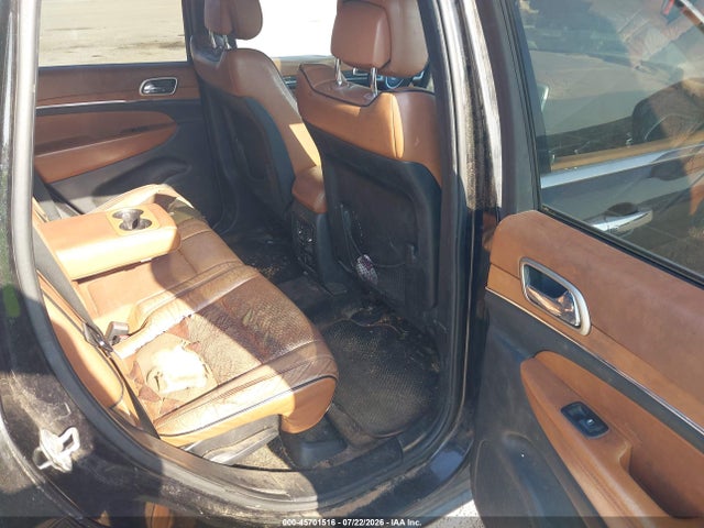 45701516 :رقم المزاد ، 1J4RR6GT0BC652483 vin ، 2011 Jeep Grand Cherokee Overland مزاد بيع