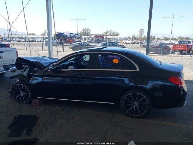 55SWF8DB6KU304228 Mercedes-Benz C 300