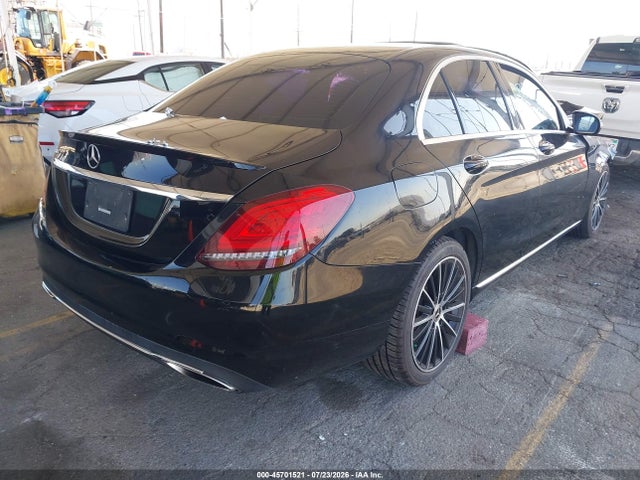 55SWF8DB6KU304228 Mercedes-Benz C 300