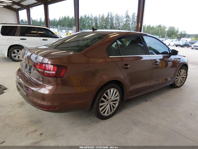 45701537 :رقم المزاد ، 3VWL17AJ9GM373200 vin ، 2016 Volkswagen Jetta 1.8t Sel مزاد بيع
