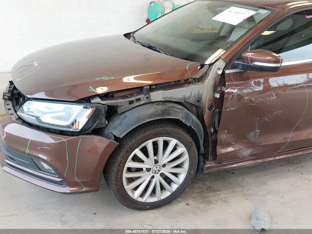 45701537 :رقم المزاد ، 3VWL17AJ9GM373200 vin ، 2016 Volkswagen Jetta 1.8t Sel مزاد بيع