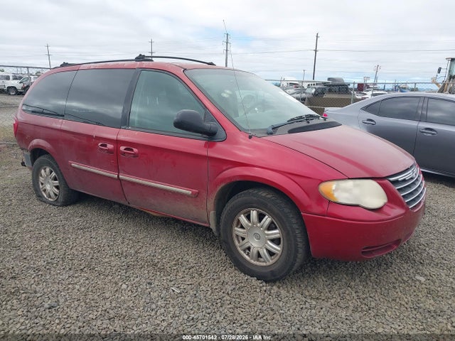 2005 Chrysler Town & Country Touring მანქანა იყიდება აუქციონზე, vin: 2C4GP54L75R436448, აუქციონის ნომერი: 45701542