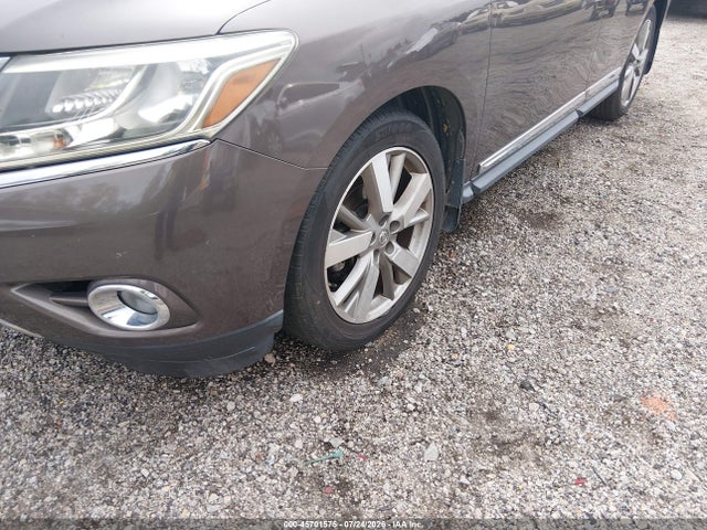 Продаж на аукціоні авто 2015 Nissan Pathfinder Platinum, vin: 5N1AR2MN3FC678823, номер лоту: 45701575