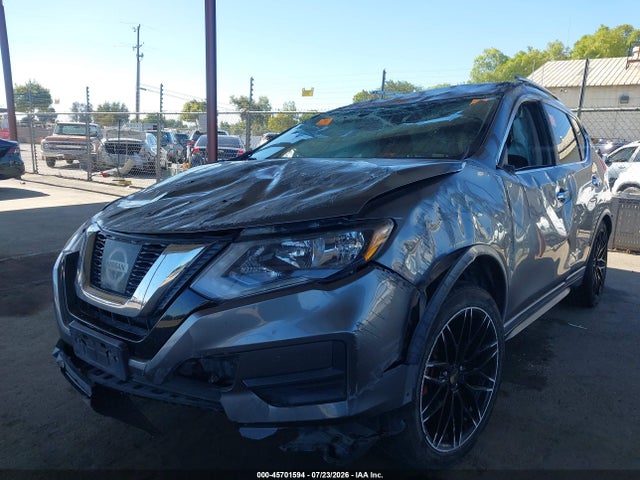 Nissan ROGUE SV 2017 KNMAT2MTXHP588519 Image 2