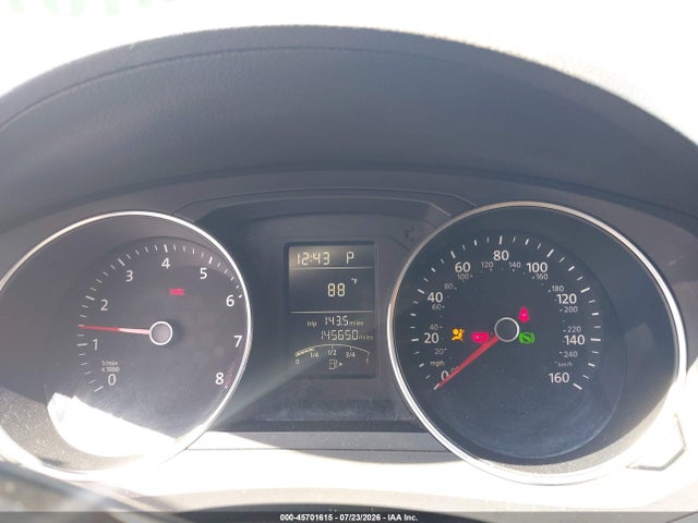 45701615 :رقم المزاد ، 3VW2B7AJ0HM410533 vin ، 2017 Volkswagen Jetta 1.4t S مزاد بيع