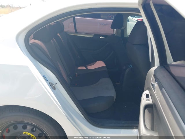 45701615 :رقم المزاد ، 3VW2B7AJ0HM410533 vin ، 2017 Volkswagen Jetta 1.4t S مزاد بيع