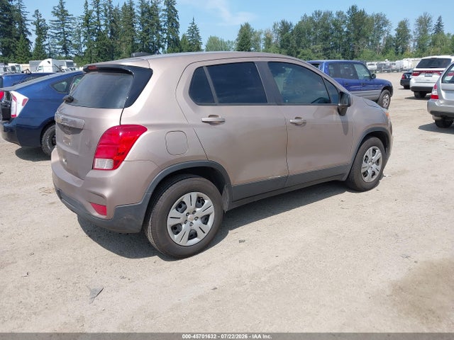 Chevrolet TRAX LS 2018 3GNCJKSB0JL255084 Image 4